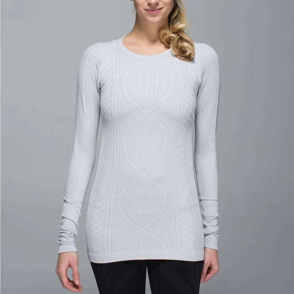 Lululemon Rest Less Pullover Heathered Silver Spoon gym to street stretch sporty